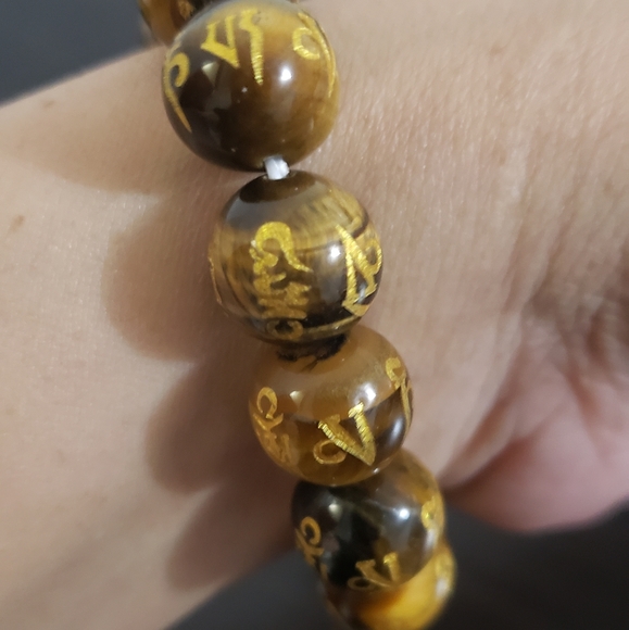 ❣Tiger's Eye Mantra Bracelet 💖 - Picture 2 of 4